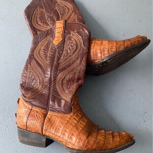 Genuine Alligator Leather Cowboy Boots with Rich Brown Accents